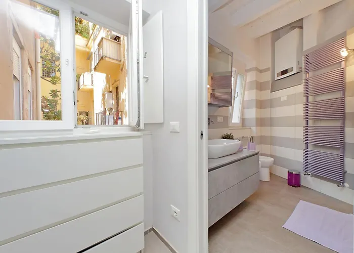 Dolce Casa Colosseo 1 - 2 Appartement Rome